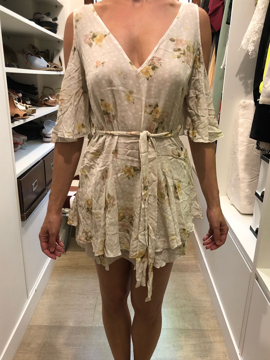 vestido floral romantico