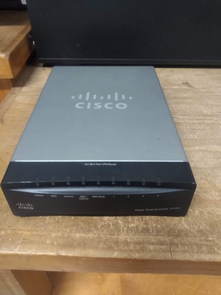 Roteador Rv042 V2 Dual Wan - Loadbalance | Item Info & Eletro Cisco ...