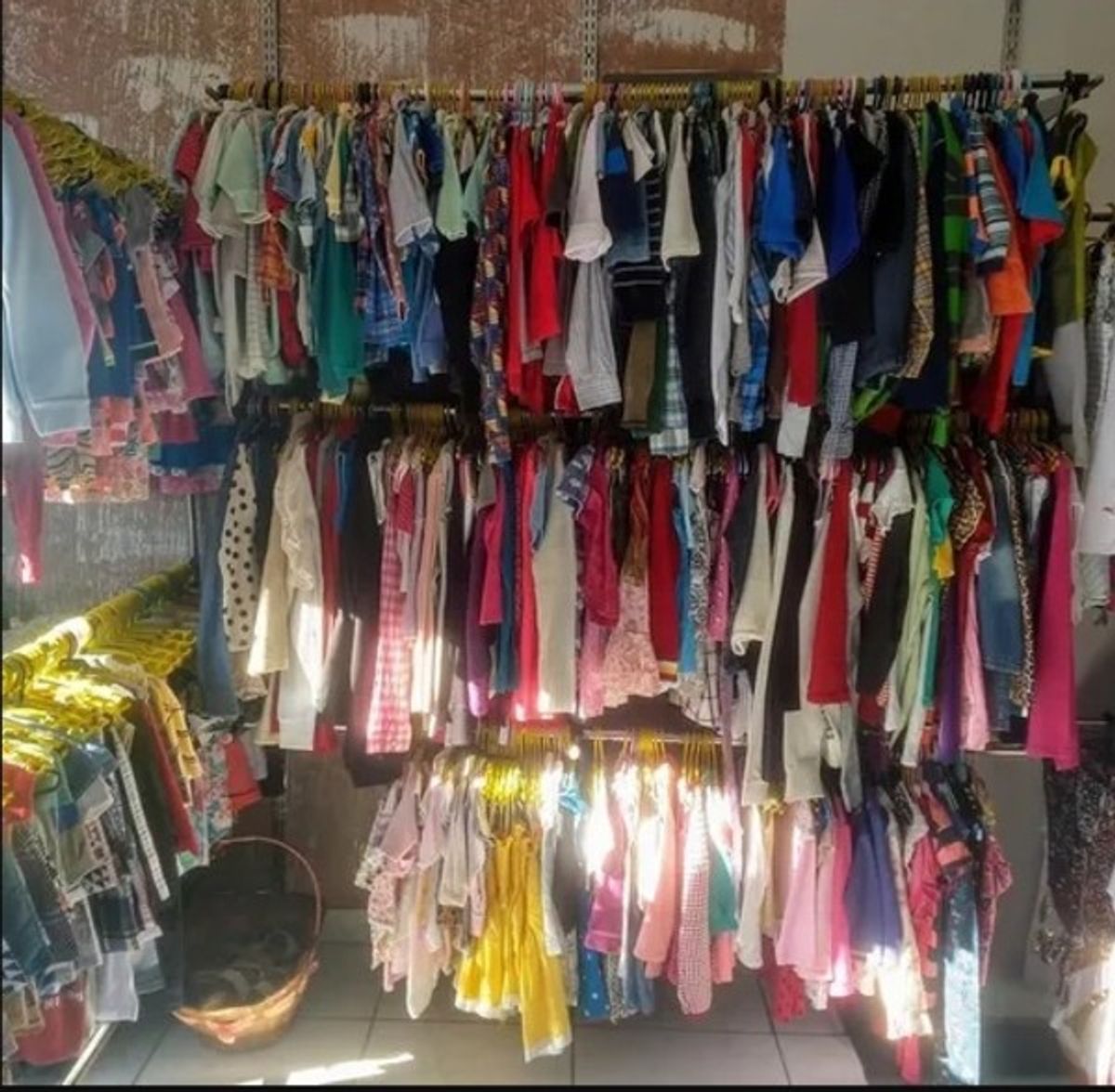 Roupas Usadas para Bazar Infantil 50 Pe\u00e7as Sortidas Cod 4 | Roupa ...