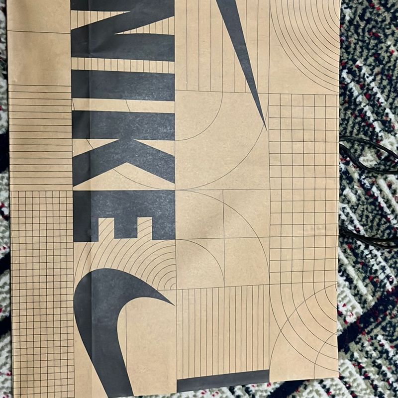 Sacola de sale papel nike