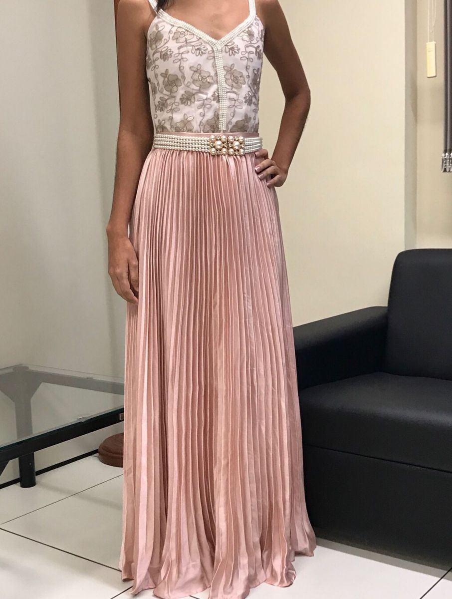 foto de saia e blusa