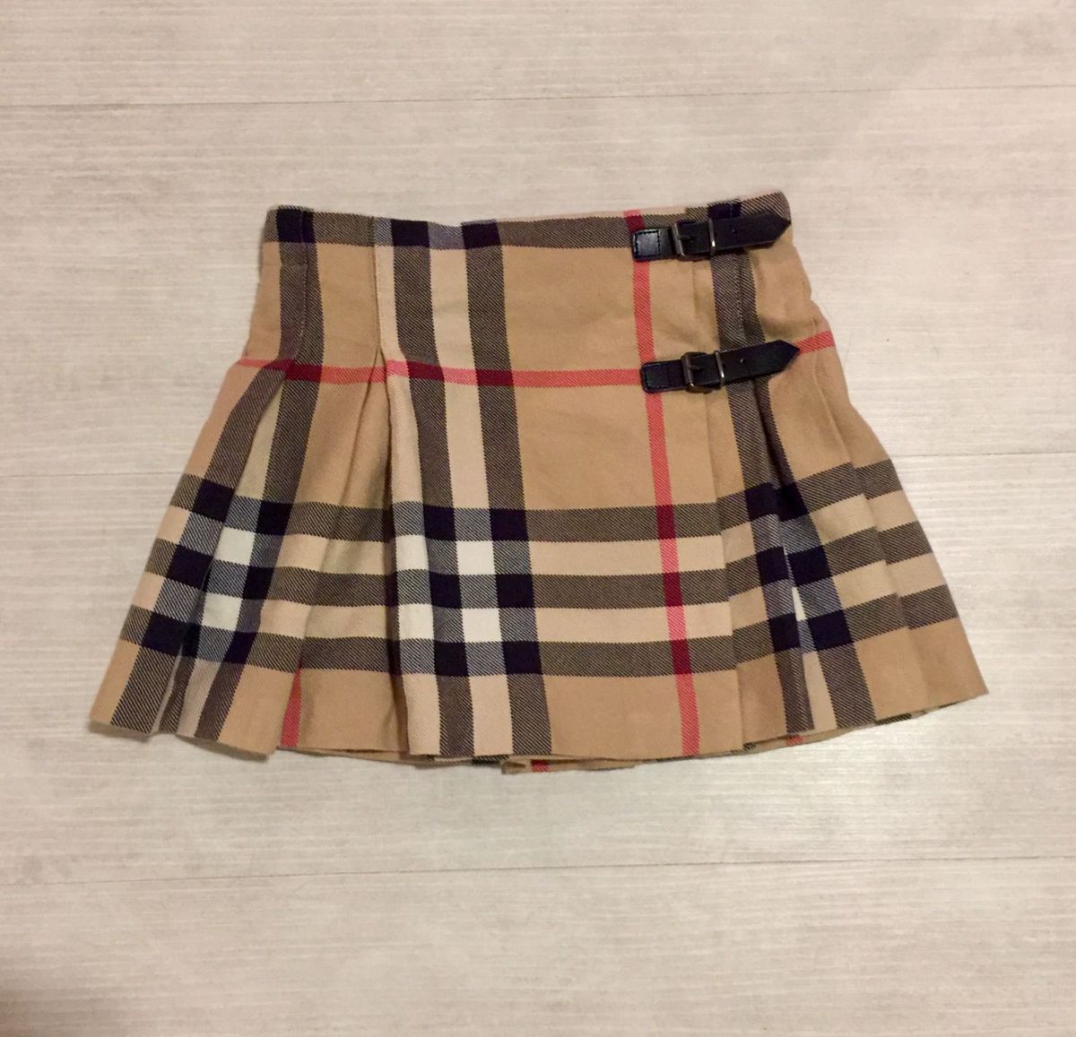 saia xadrez burberry