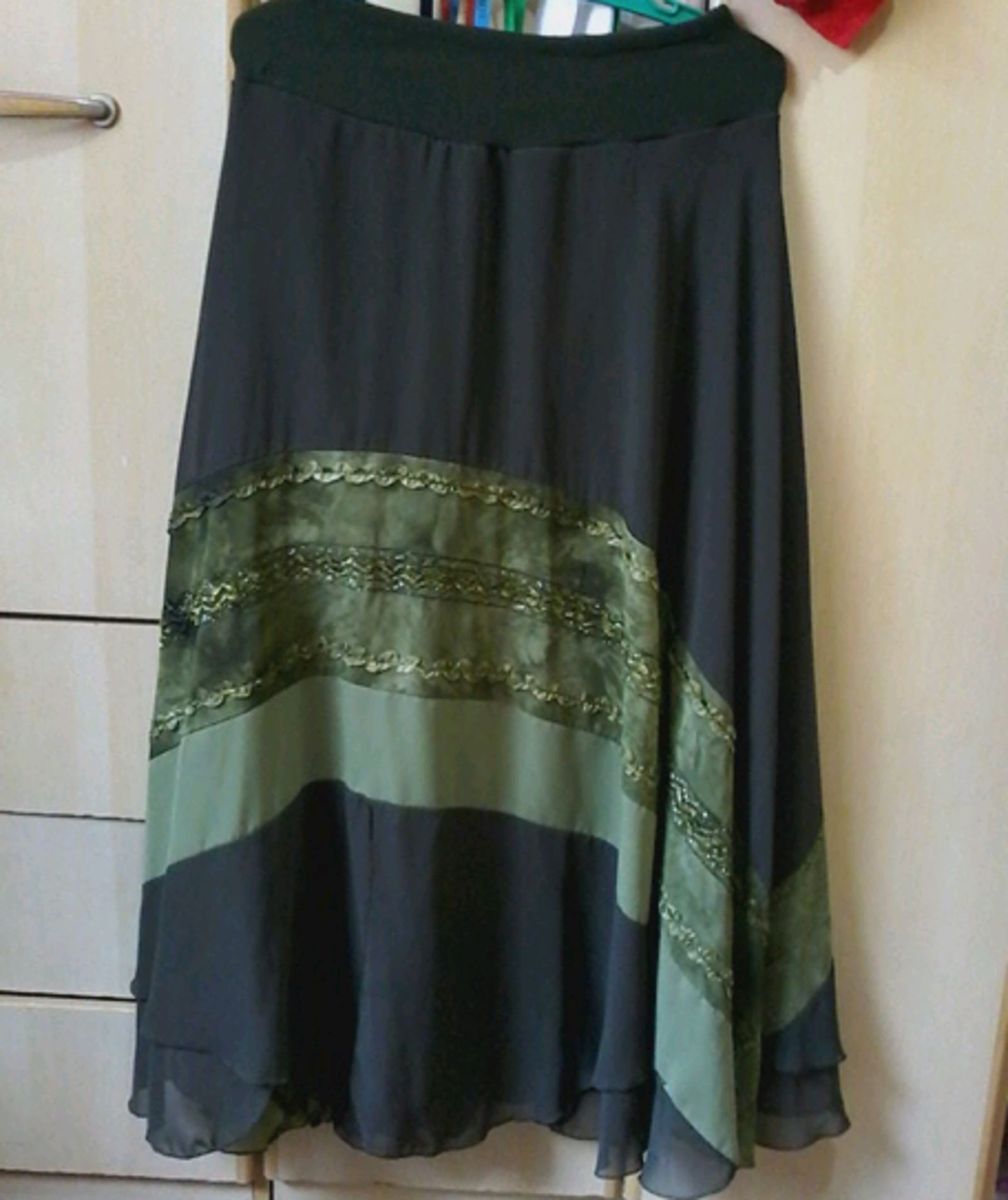 saia cigana verde