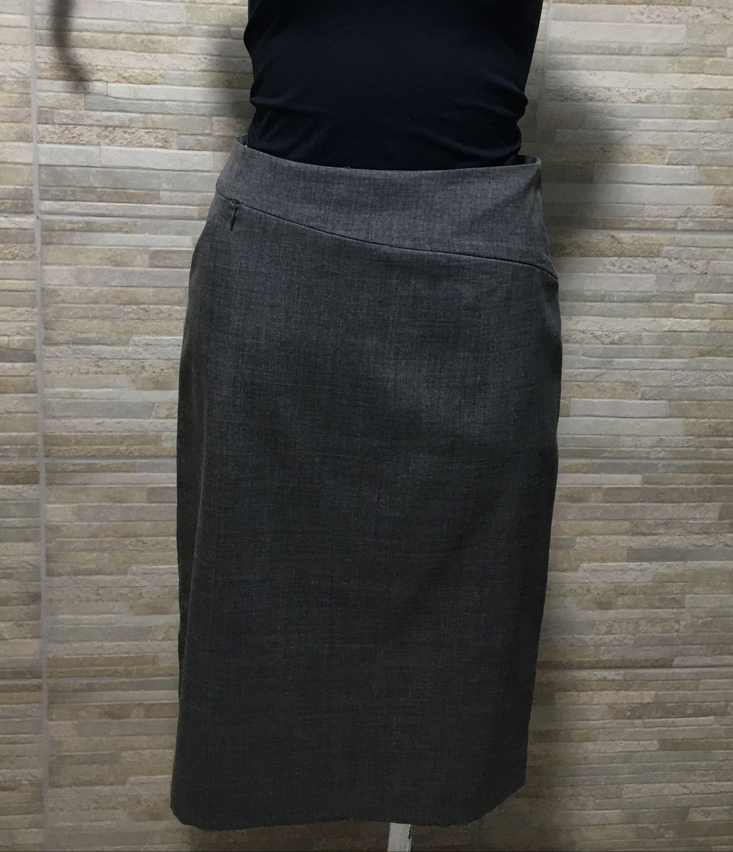 saia cinza