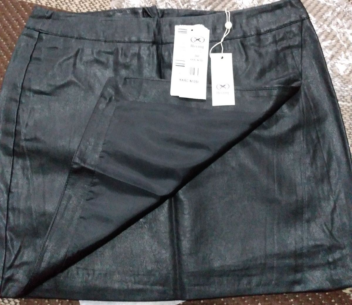 saia de couro hering