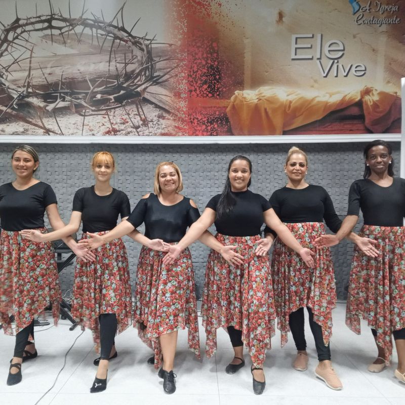 Saias para best sale coreografia evangélica