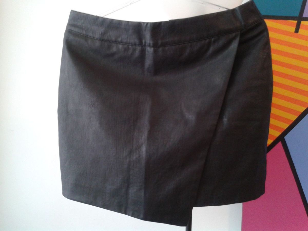 saia de couro hering