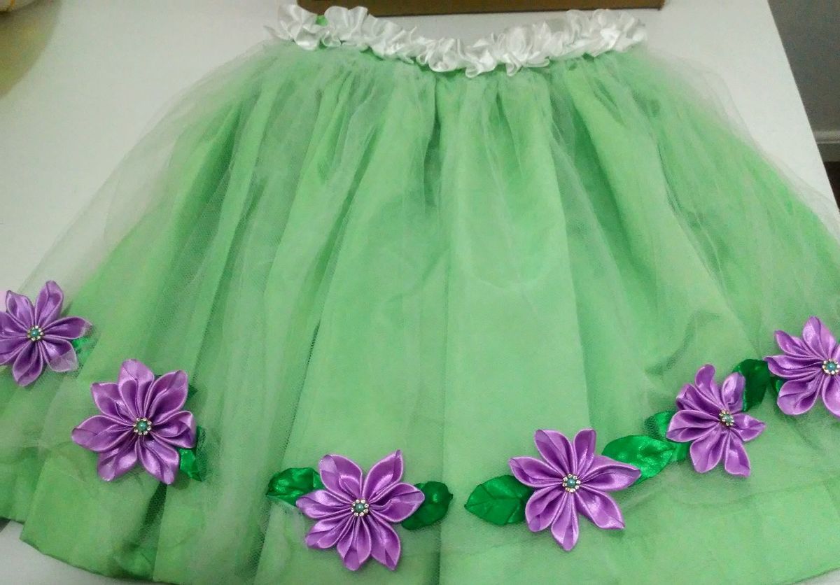 saia de tule com flores