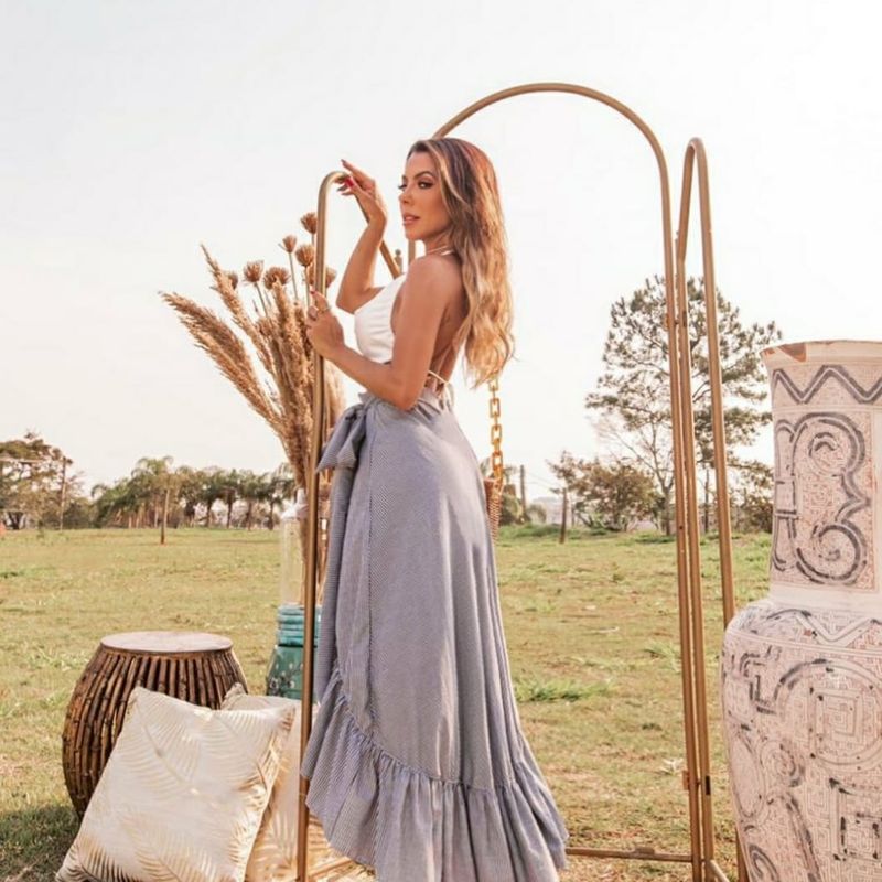 Saia Envelope Mullet Transpassada Listras Cila Martini Nunca