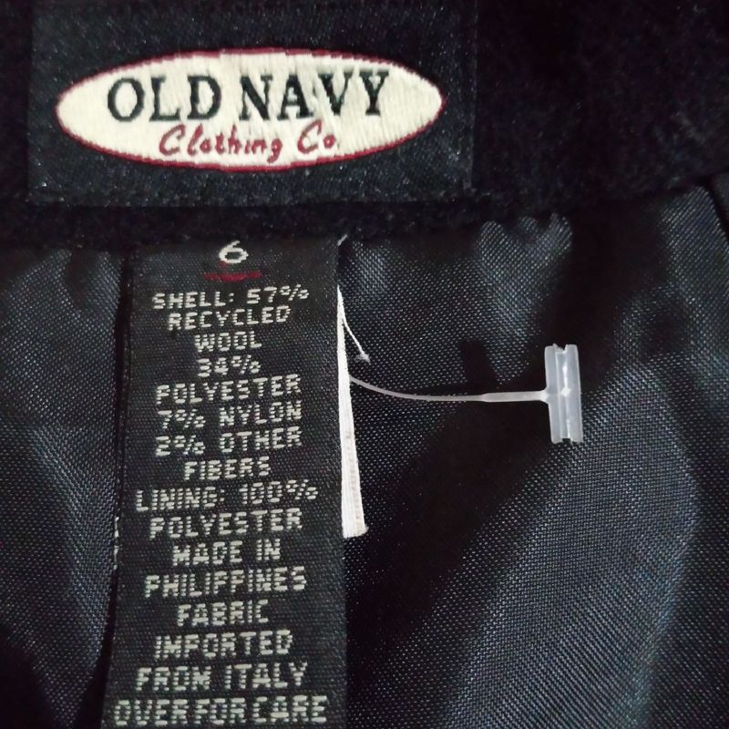 Saia Feminina Preta da Old Navy,De Lã Reciclável, Número 6 ,40 No