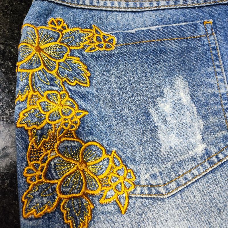 Saia jeans com store flores