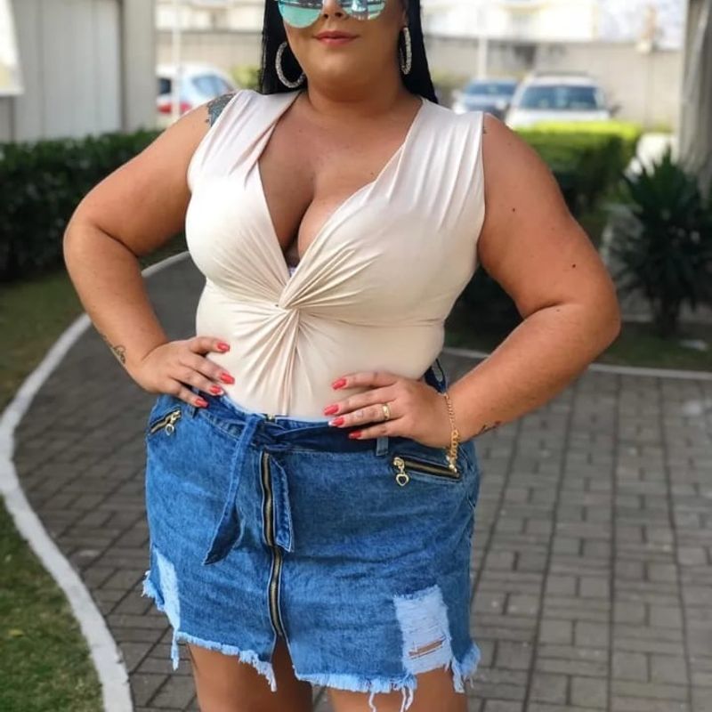 Saia Jeans Plus Size Feminina Cintura Alta 46 Ao 54, Saia Feminina Nunca  Usado 45162322