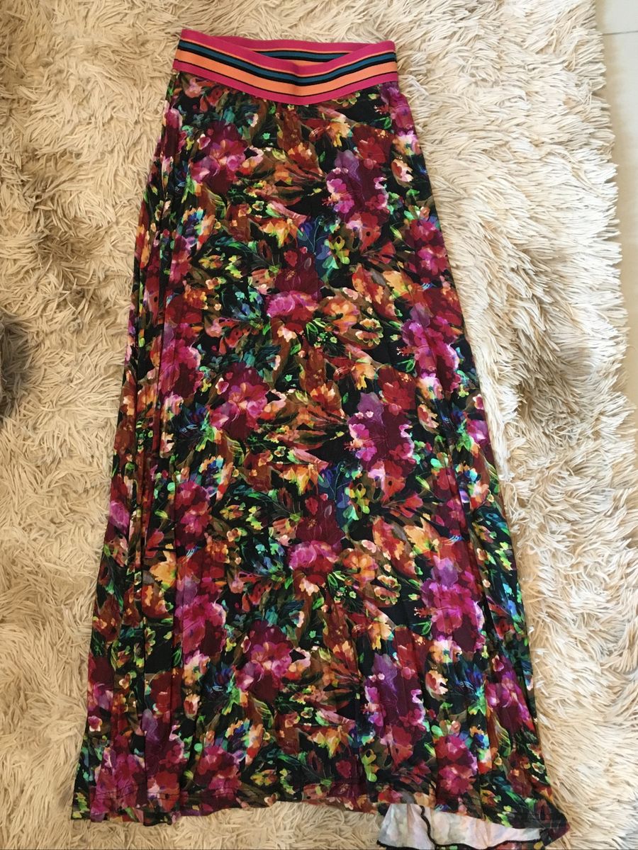 saia longa acinturada