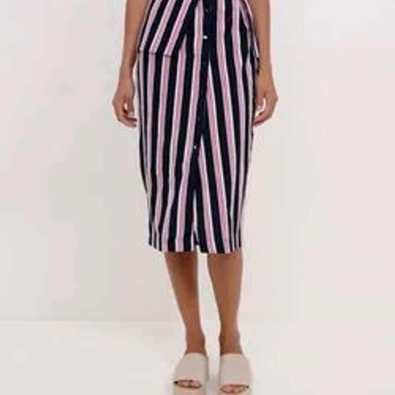 Saia Midi Listrada Azul e Vermelha com Bot es Saia Feminina Renner Usado 80829032 enjoei