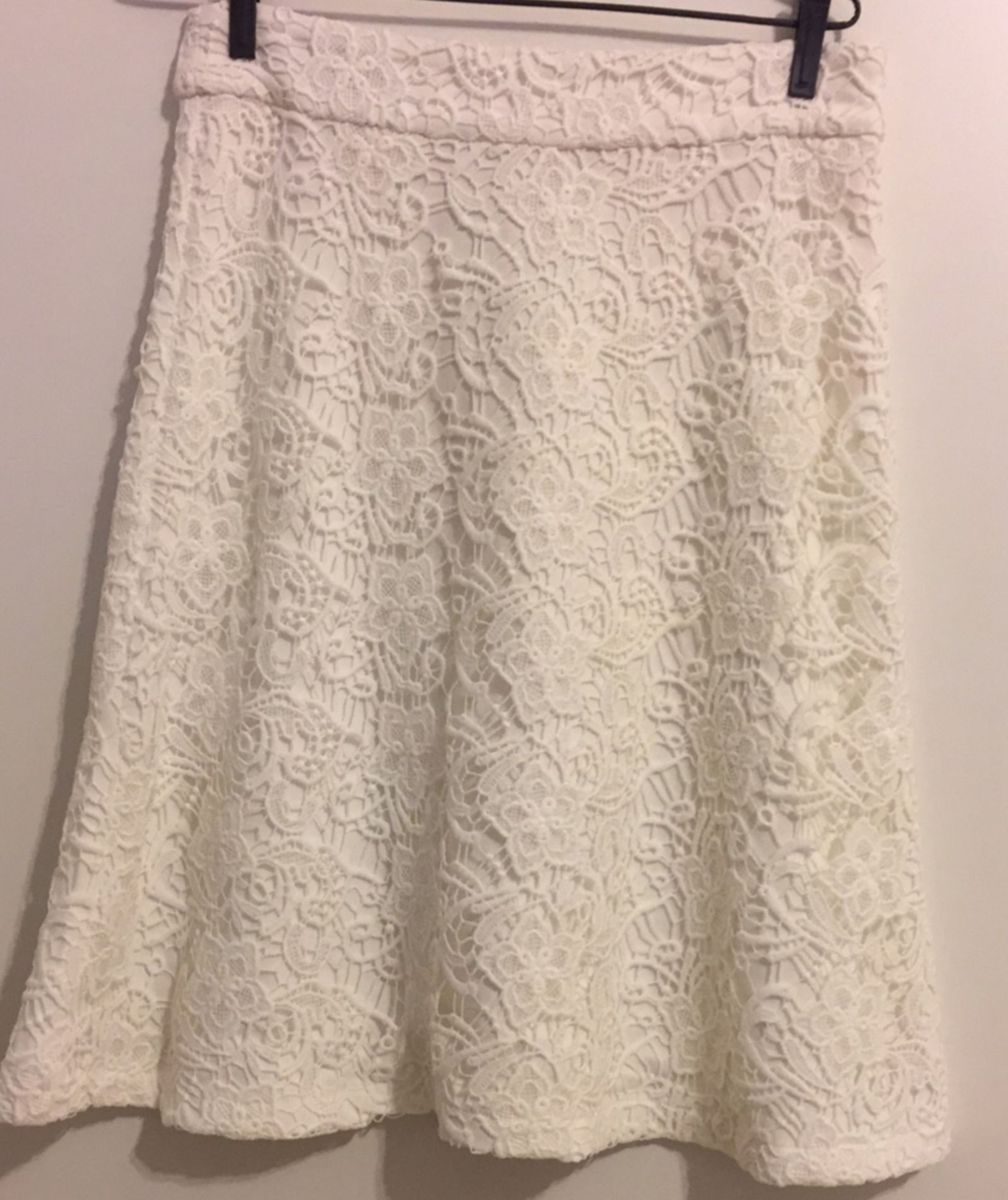 saia midi com blusa de renda