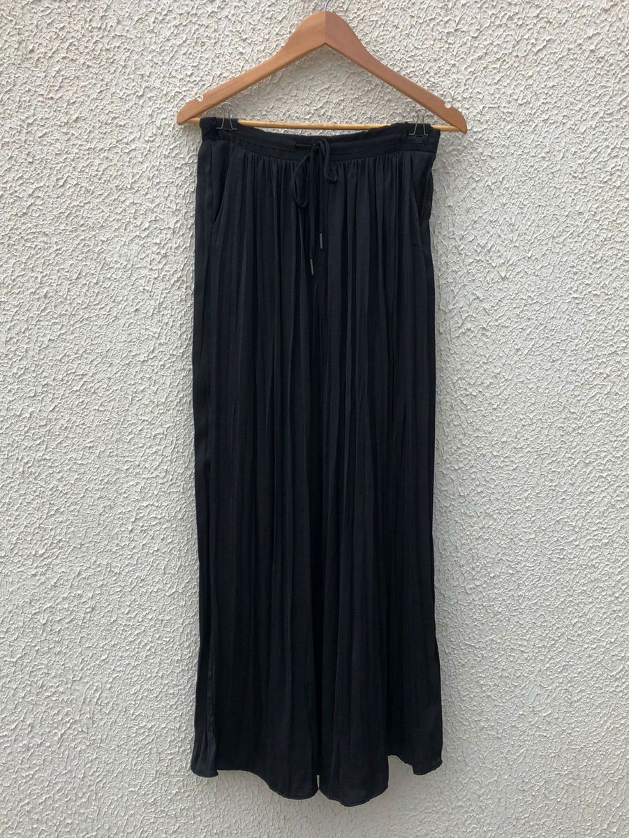 saia plissada shoulder