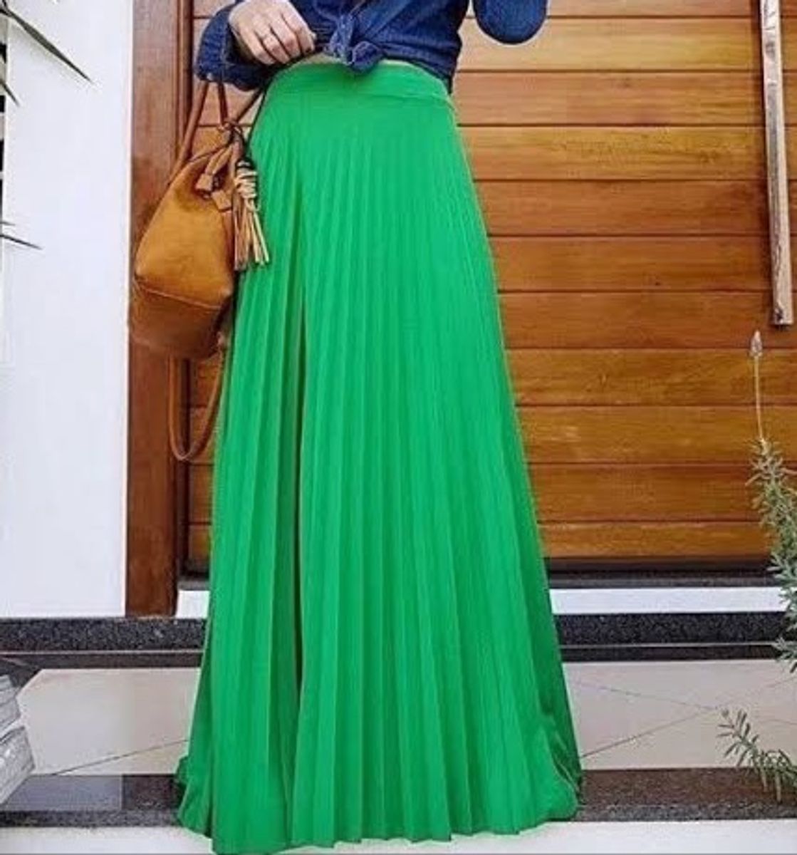 saia plissada verde bandeira