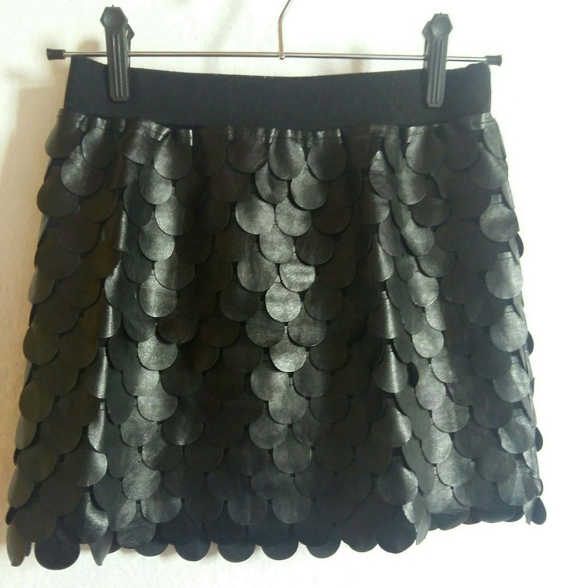 saia escama de peixe