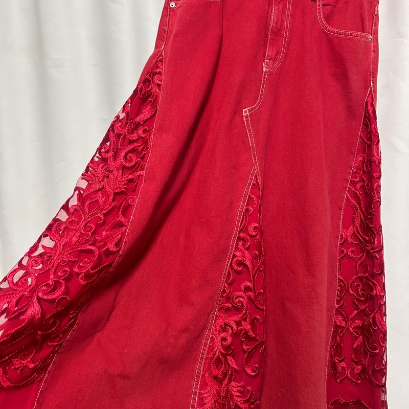 Saia Tamanho G da Zara Color Vermelha de Sarja (Jeans) Evangélica