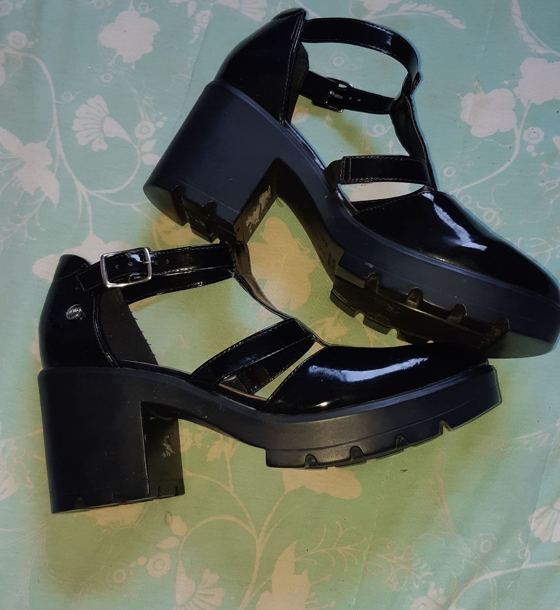 sandalia quiz salto tratorado