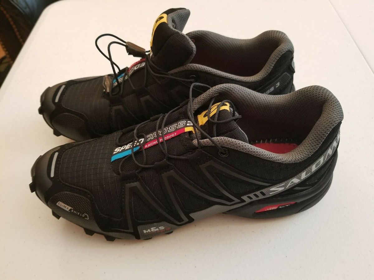 tenis corrida montanha