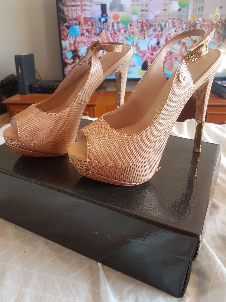 salto alto rose gold