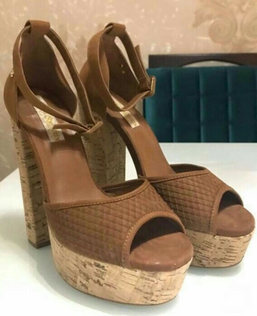 salto alto carmen steffens