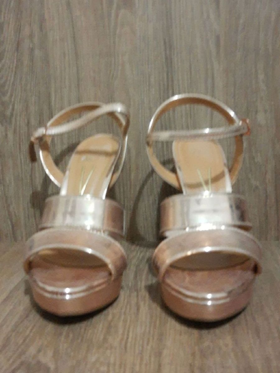 salto alto rose gold