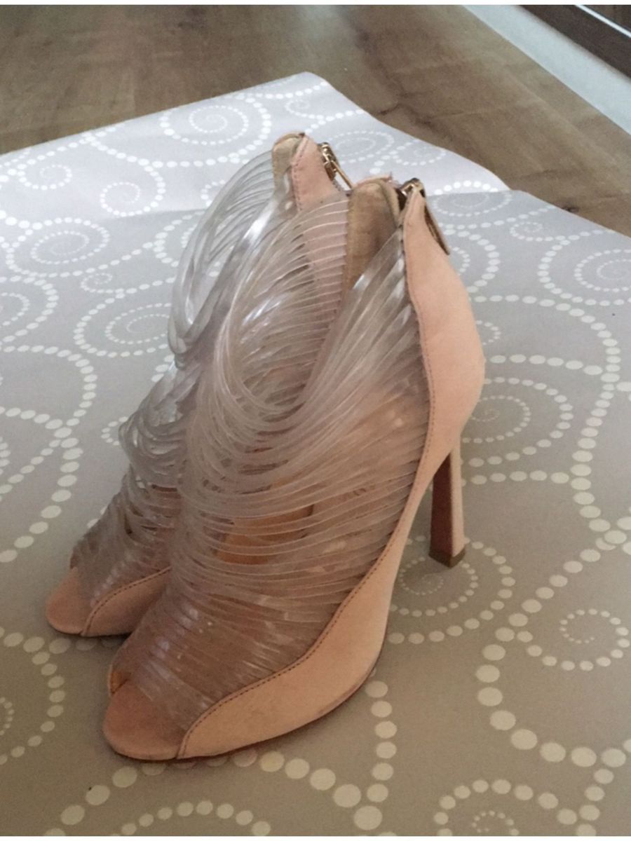 salto alto de plastico