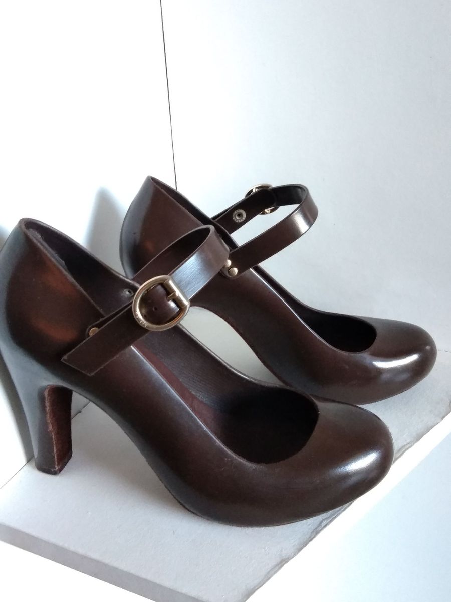 sapato melissa boneca