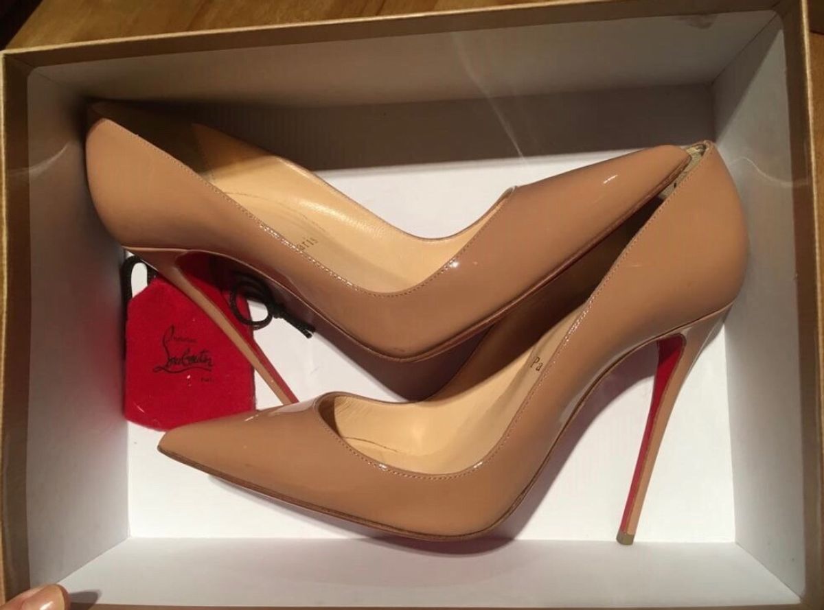 saltos louboutin preco