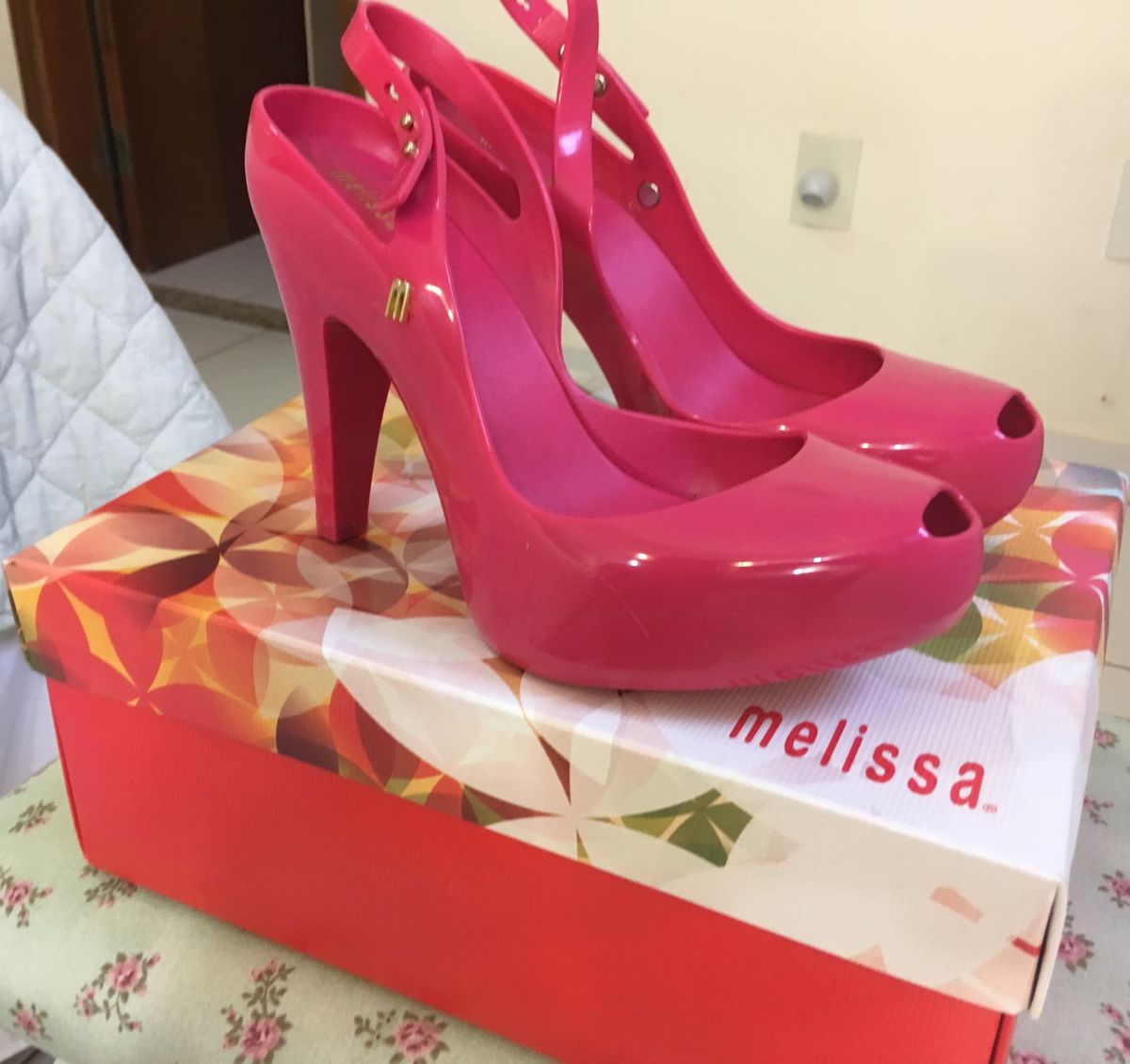 melissa pink salto