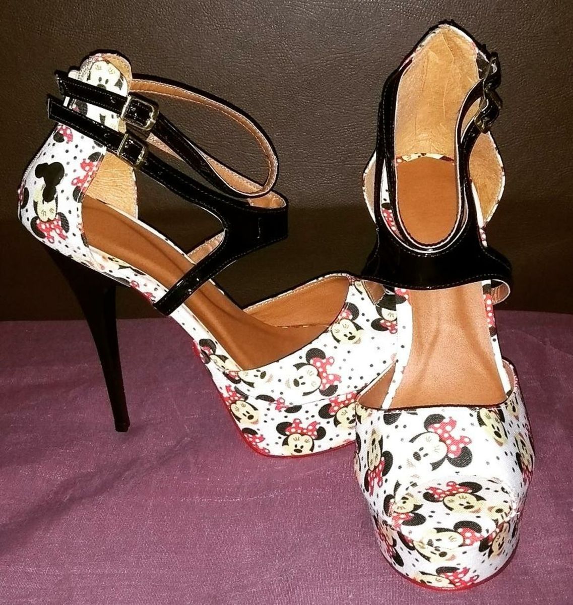 sapato baixo aberto atras