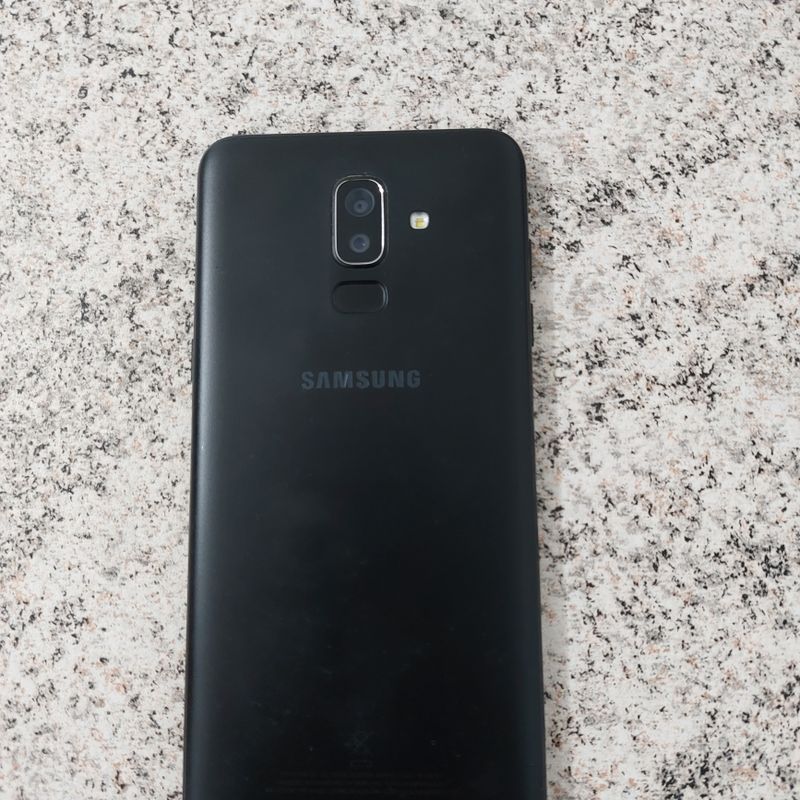 Usado: Samsung Galaxy J8 64GB Preto Bom - Trocafone - Faz a Boa!