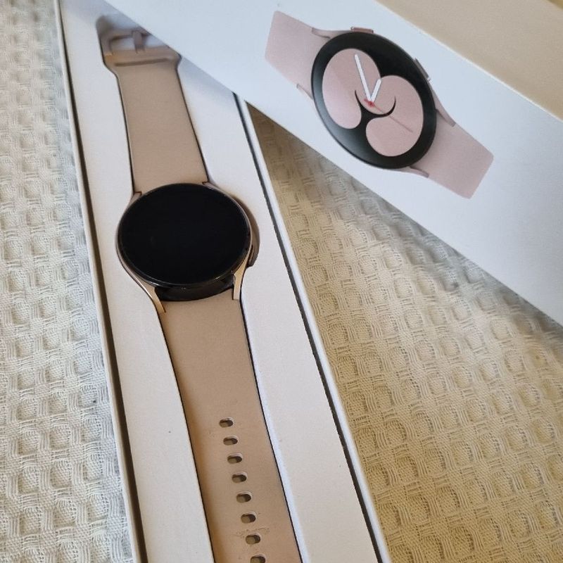 Samsung Galaxy Watch4 40mm 2024 in Gold