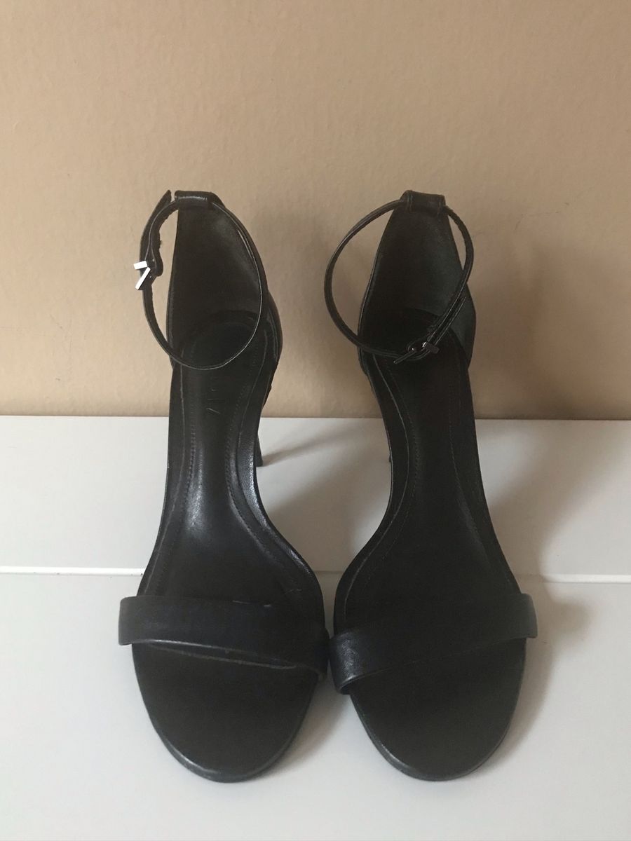 sandalia schutz gisele salto medio