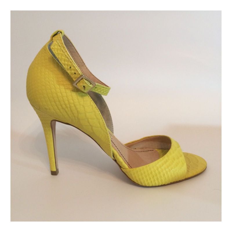 Sandália Amarela Salto Fino Santa Lolla Santa Lolla Usado