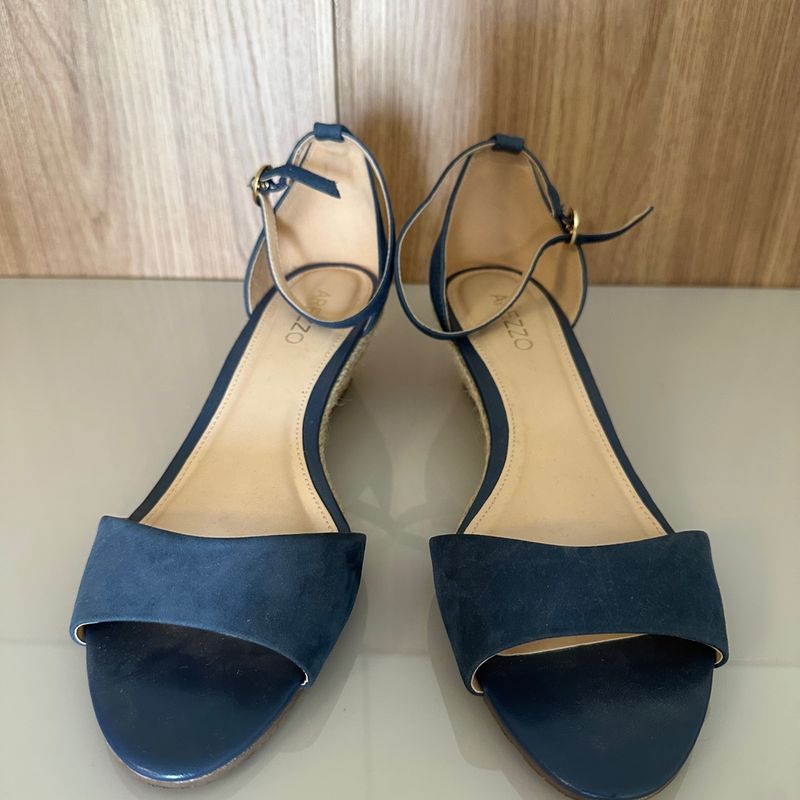 Sandália Anabela Salto Baixo Sandália Feminina Arezzo Usado 89843567  enjoei