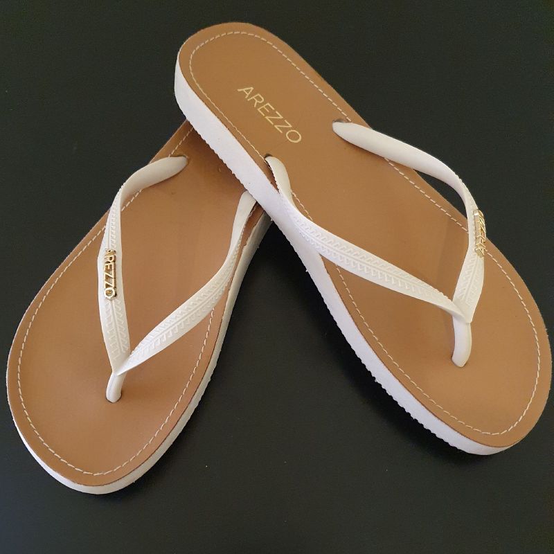 Sand lia Arezzo Tipo Havaianas 35 36 Tira Fina Sand lia Feminina Arezzo Usado 46002797 enjoei