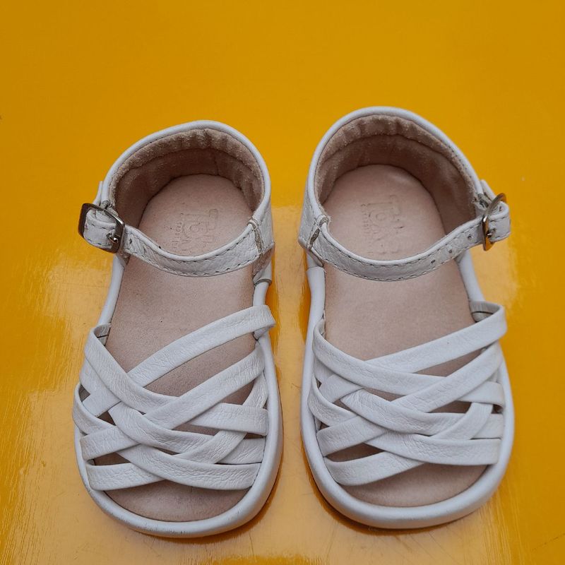 Sandália Bebê Número 19 Calçado Infantil para Meninas Toke Usado