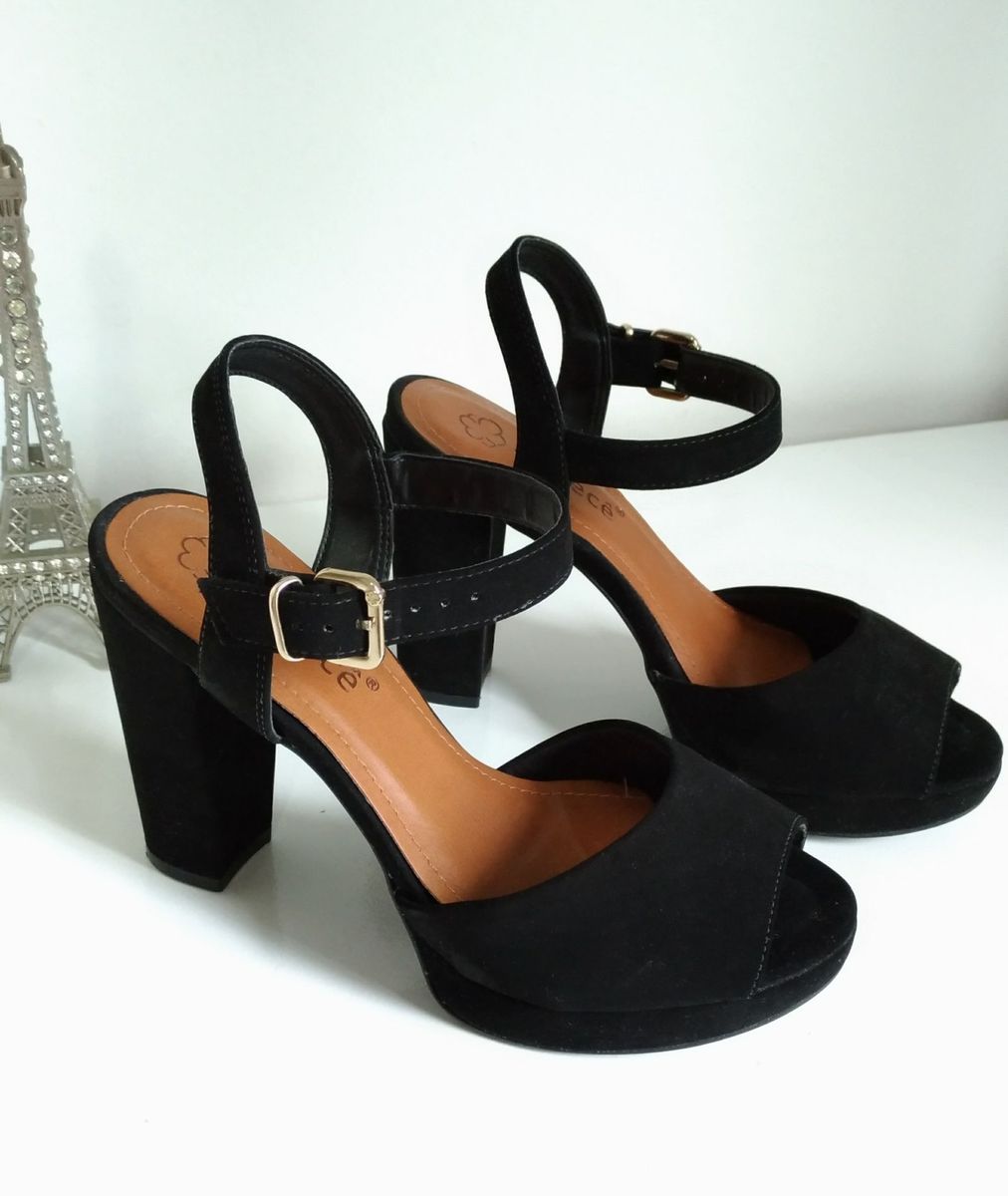 sandalia bebece salto grosso meia pata