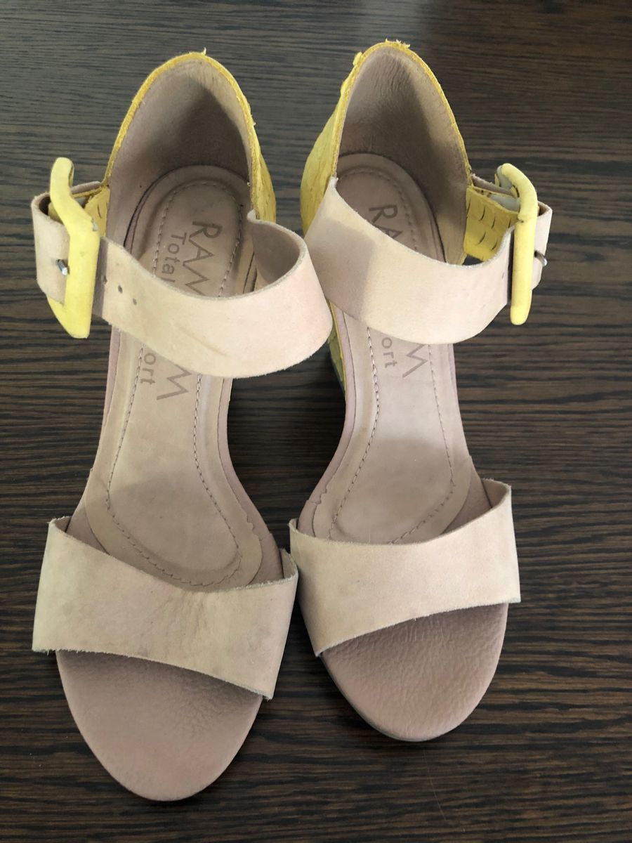 sandalia ramarim bege