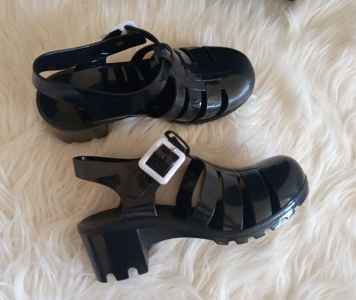 sandalia estilo melissa