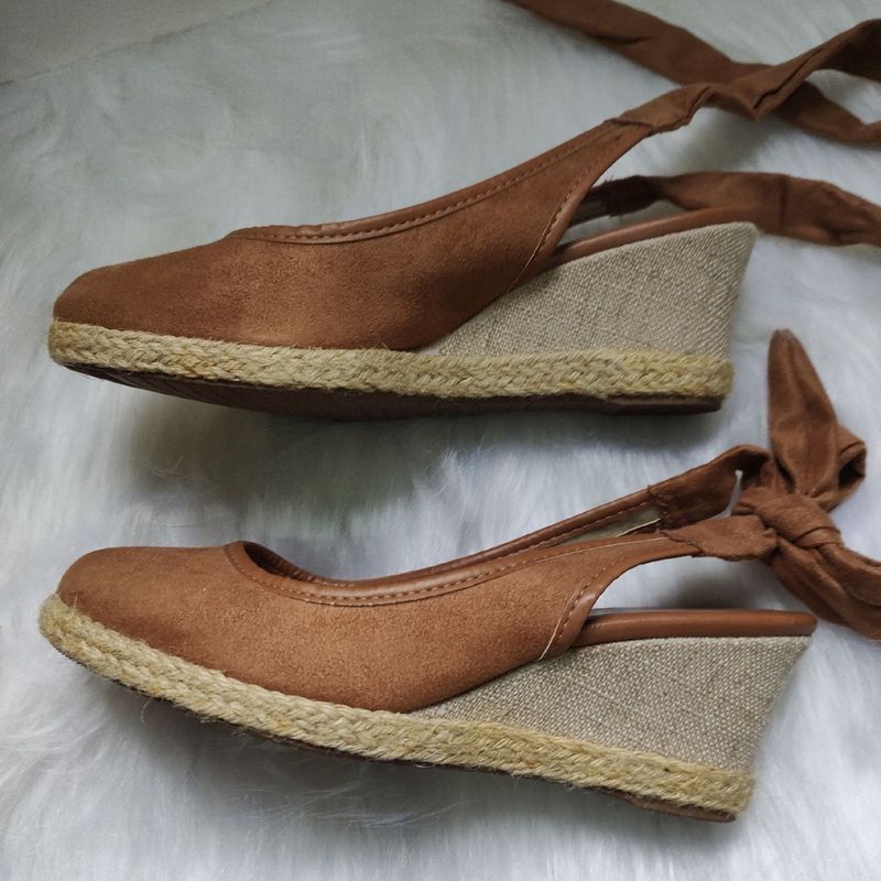 Sandália beira rio espadrille hot sale caramelo