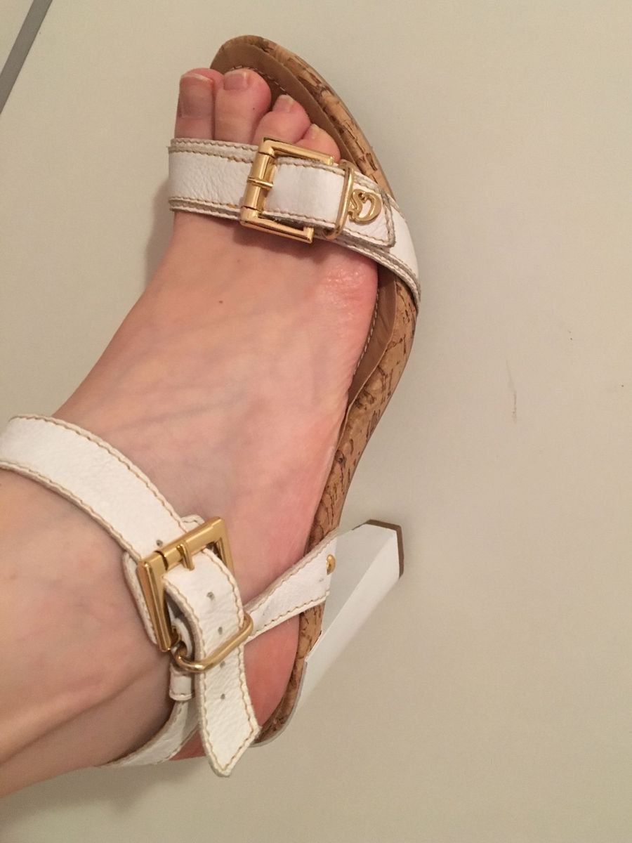 sandalia carmen steffens salto grosso