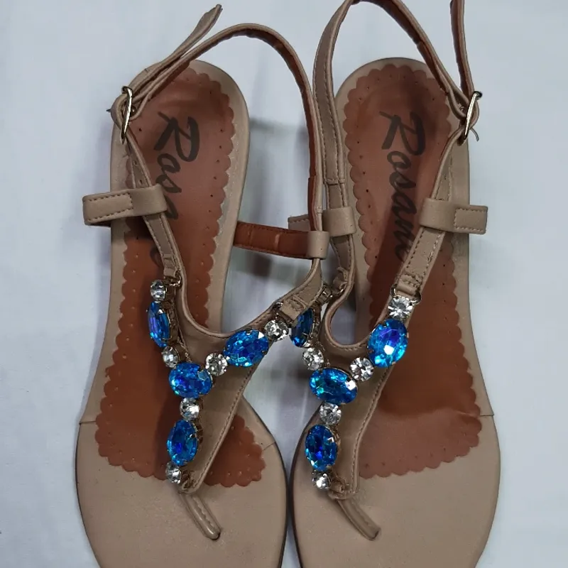 Sandalias best sale com pedrarias