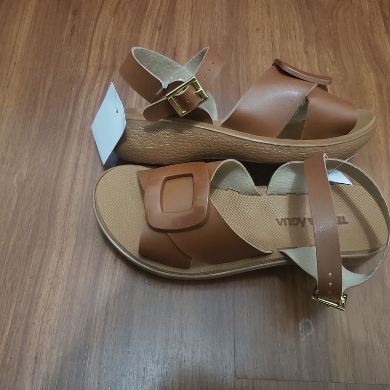 Sandália Confort Terra e Água Marrom com Pedra de Regulagem