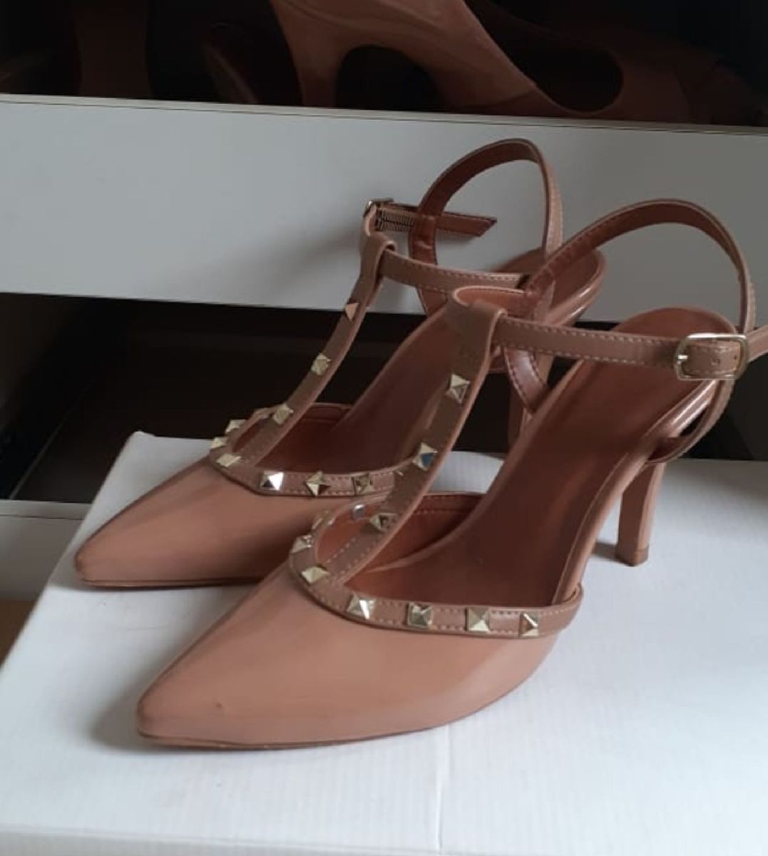 constance sandalias promocao