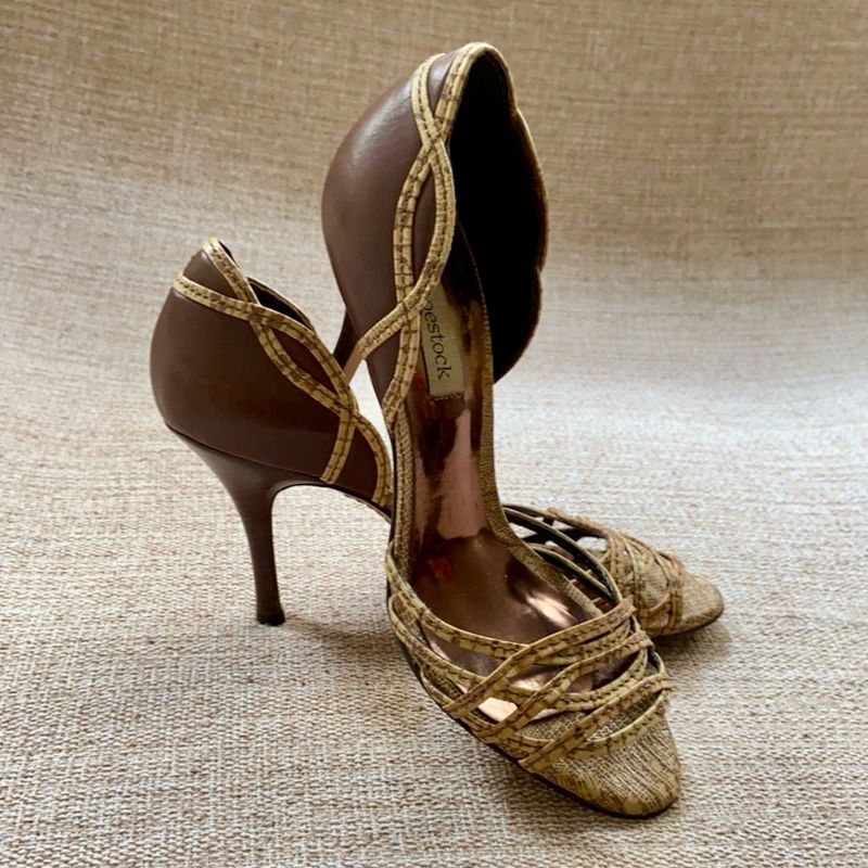 Sandália Couro Marrom Shoestock Tiras Tamanho 35 9cm