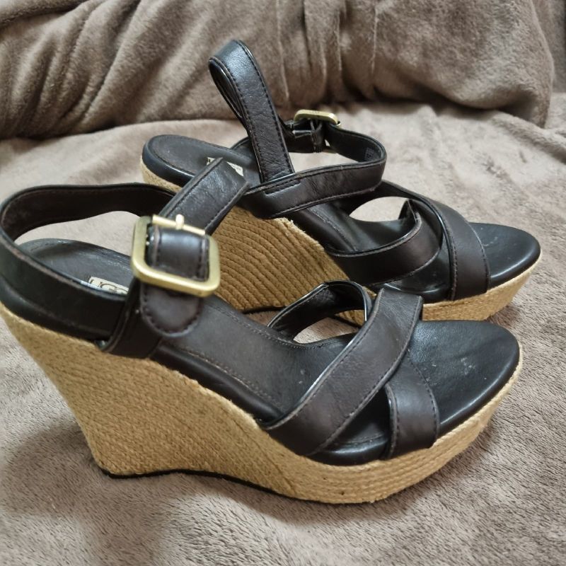 Born on sale elstar sandal